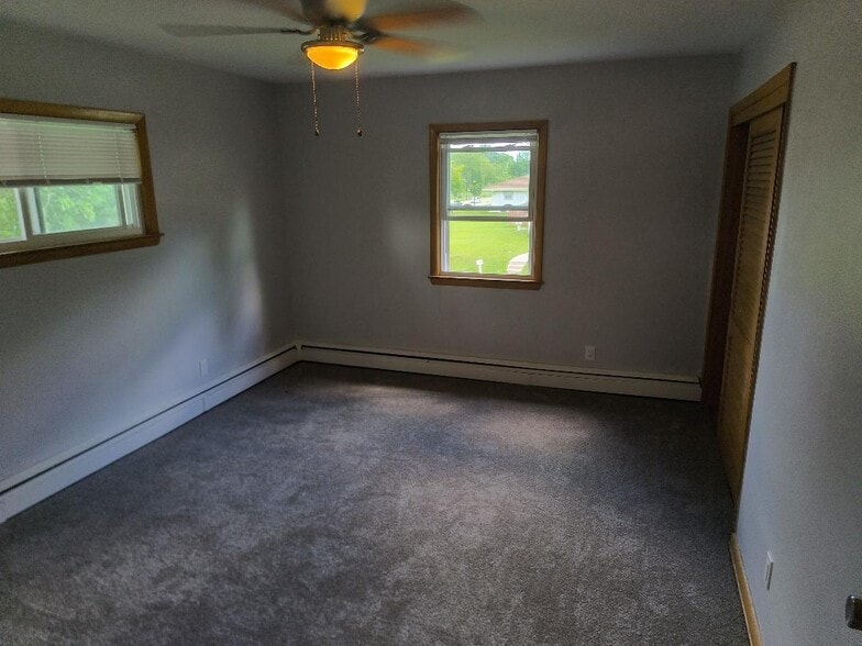 Large Bedroom - 4311 S 46th St