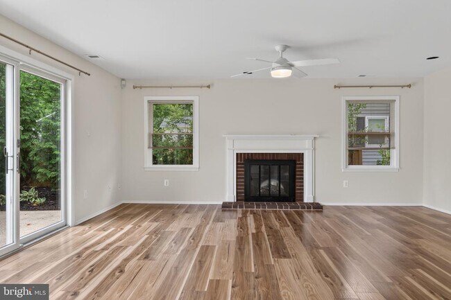 Building Photo - 4214 Penner Ln