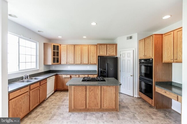Building Photo - 12075 Serenity Pl