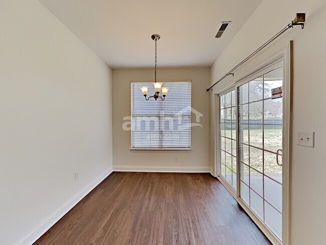 Building Photo - 113 Gatone Ct