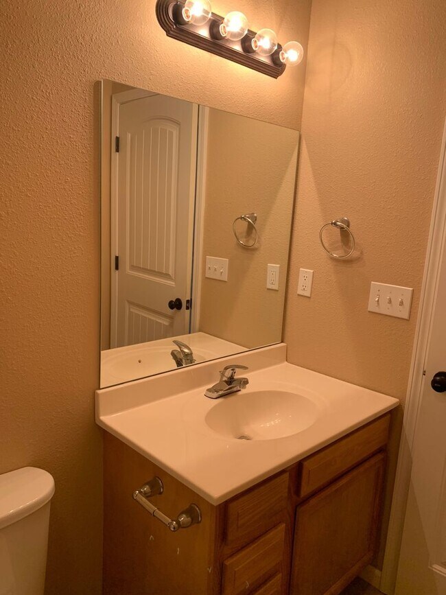 Building Photo - 7614-MF2-E4