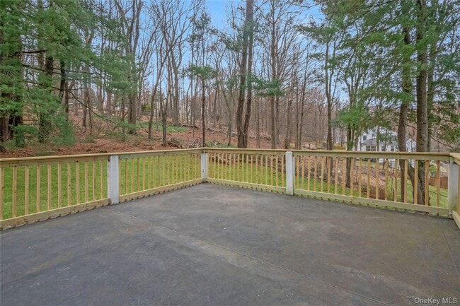 Building Photo - 630 Quaker Rd
