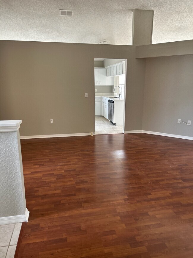 Building Photo - 57 St Kitts Cir