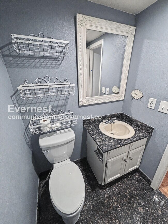 Building Photo - Comfort Meets Community in Centennial with 2 Car Garage / 3 beds & 3 baths / Coming Soon!