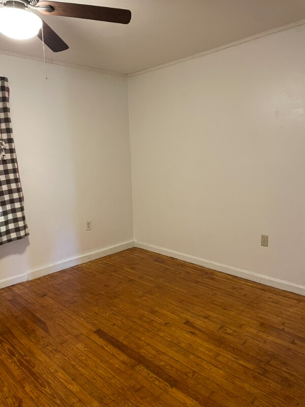 Building Photo - 827 Sagamore Ave