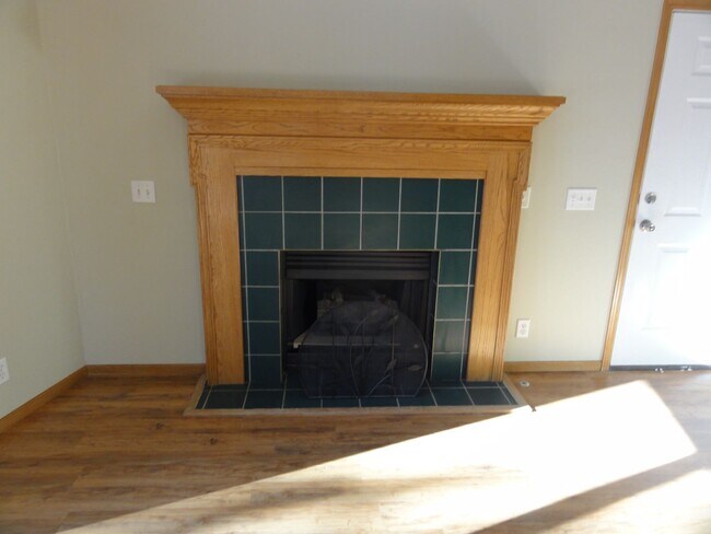 Building Photo - 30856 Kings Valley Way