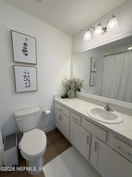 Building Photo - 8326 Zenith Cir