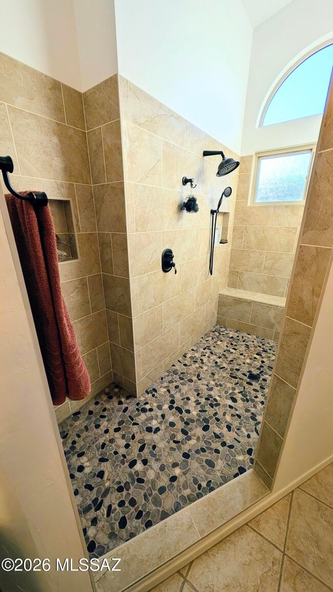 Building Photo - 37284 S Ocotillo Canyon Dr