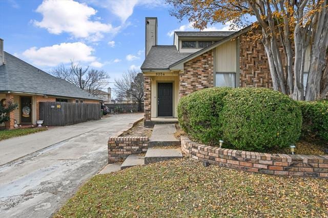 Building Photo - 5204 Yucca Dr