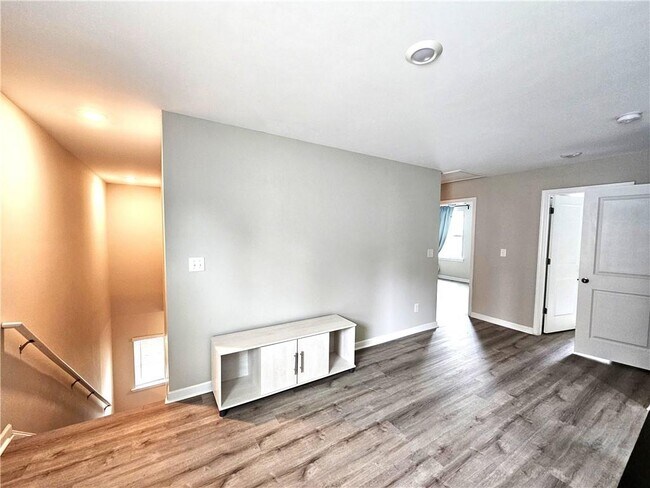 Building Photo - 4707 Waxwing St