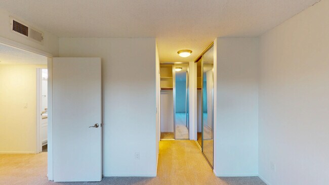 Building Photo - 400 Alameda del Prado