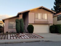 Building Photo - 15616 Lancelot Ave