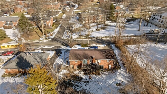 Building Photo - 775-777 N Smith Rd