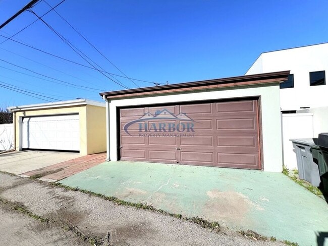 Building Photo - 3820 W 242nd St