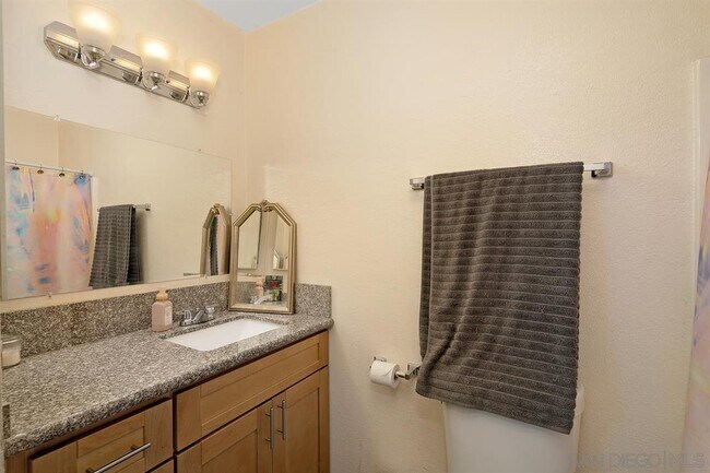 Building Photo - 1621 Pentecost Way