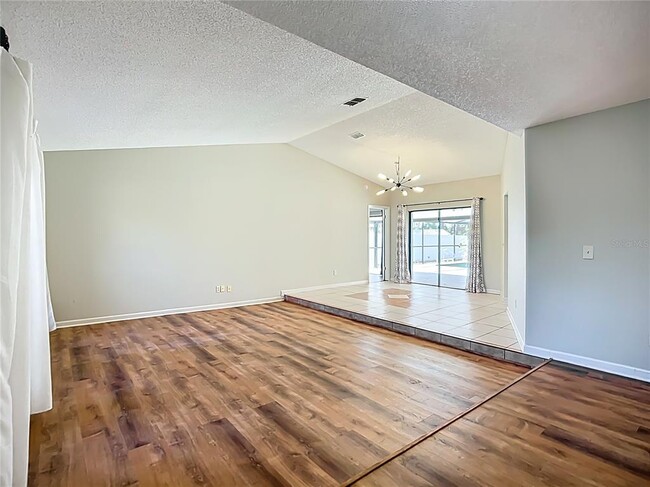 Building Photo - 1623 Carter Oaks Dr