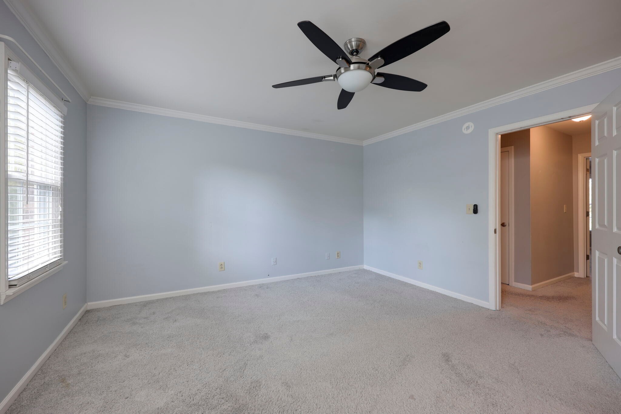 Building Photo - 1135 Clifton Ln
