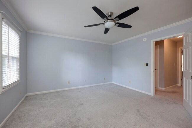 Building Photo - 1135 Clifton Ln