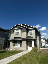 Building Photo - 10042 W Smoke Ranch Dr