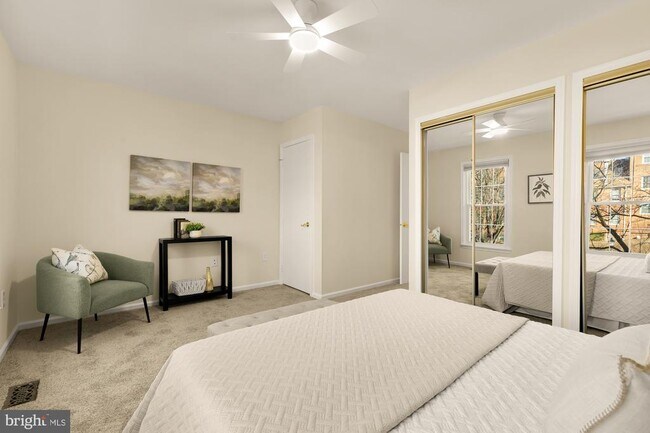 Building Photo - 2038 Derby Ridge Ln