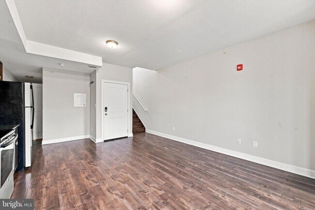 Building Photo - 1222 N 7th St