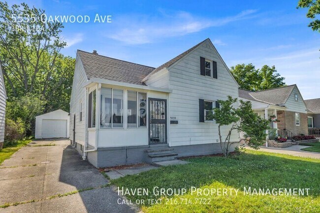 Building Photo - 5535 Oakwood Ave