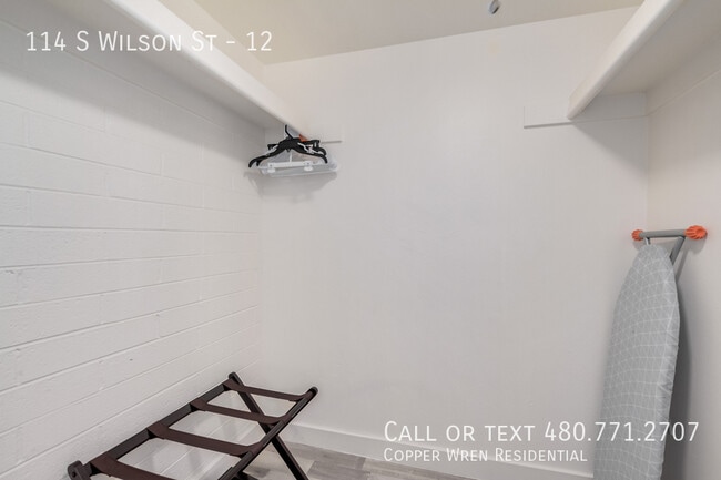 Building Photo - 114 S Wilson St