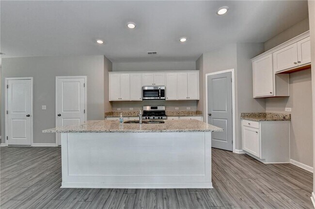 Building Photo - 125 Osprey Overlook Dr