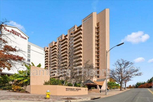 Building Photo - 1301 N Courthouse Rd