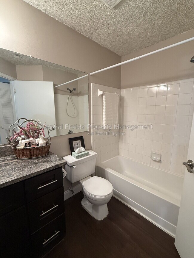 Building Photo - 2501 Grassy Point Dr