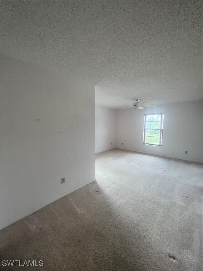 Building Photo - 6150 Whiskey Creek Dr