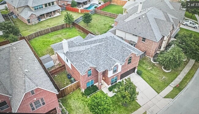 Building Photo - 438 Bristol St
