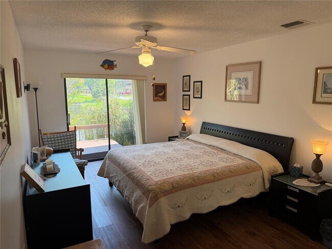 Building Photo - 804 Palm Harbor Ct