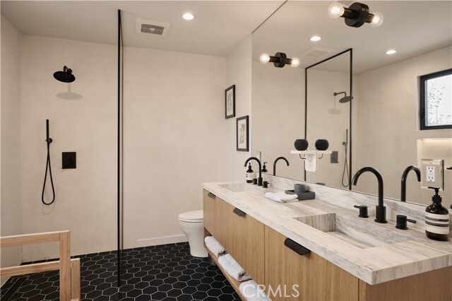 Building Photo - 13916 La Maida St