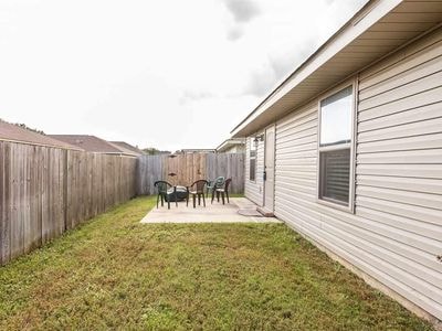 Building Photo - 452 Evening Falls Dr