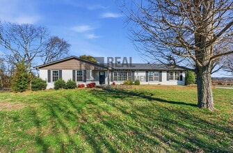 Building Photo - 1246 S Russell St