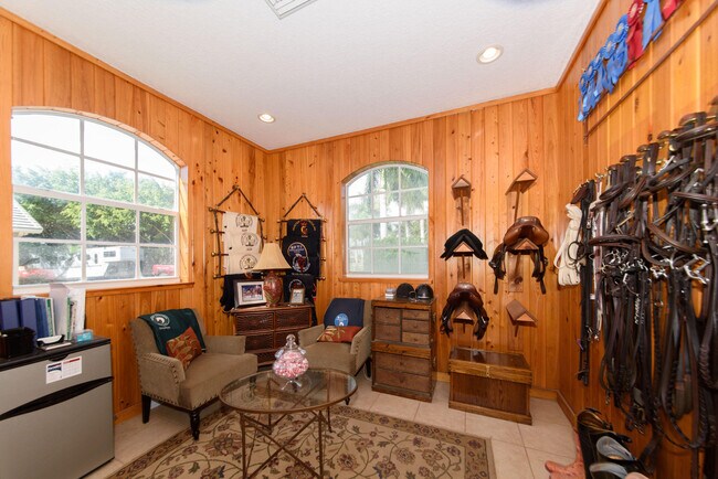 Building Photo - 14911 Equestrian Way