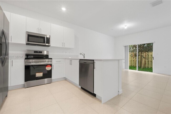 Building Photo - 2713 NW 55th St