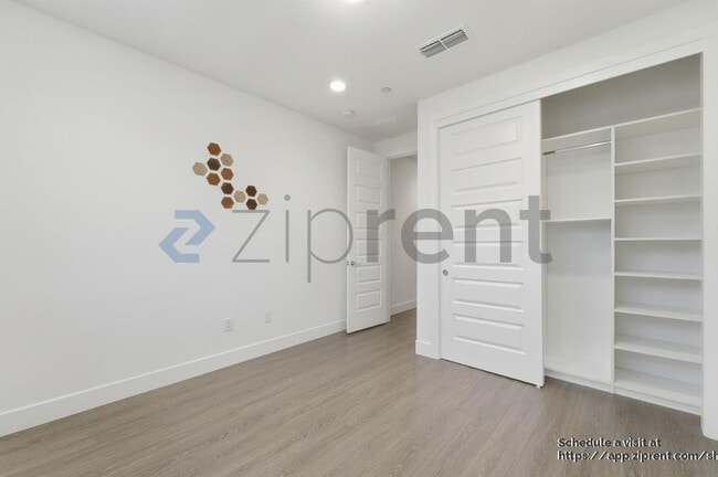 Building Photo - 7110 Calistoga Ln