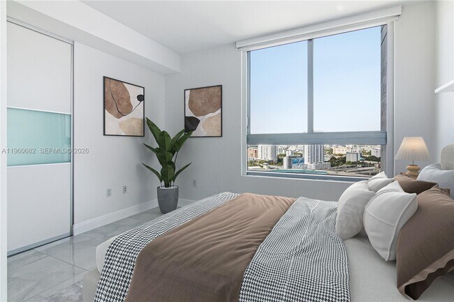 Building Photo - 90 SW 3rd St