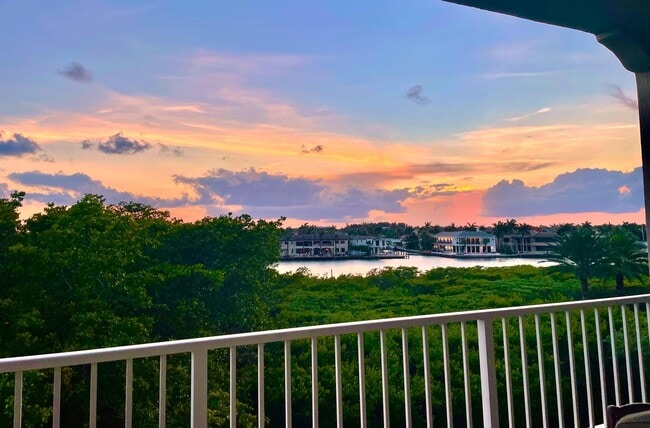 Building Photo - 3720 S Ocean Blvd