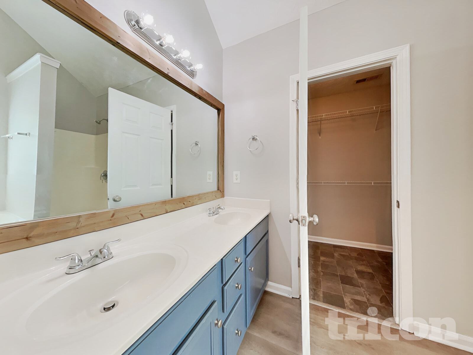 Building Photo - 32 Mountain View Dr