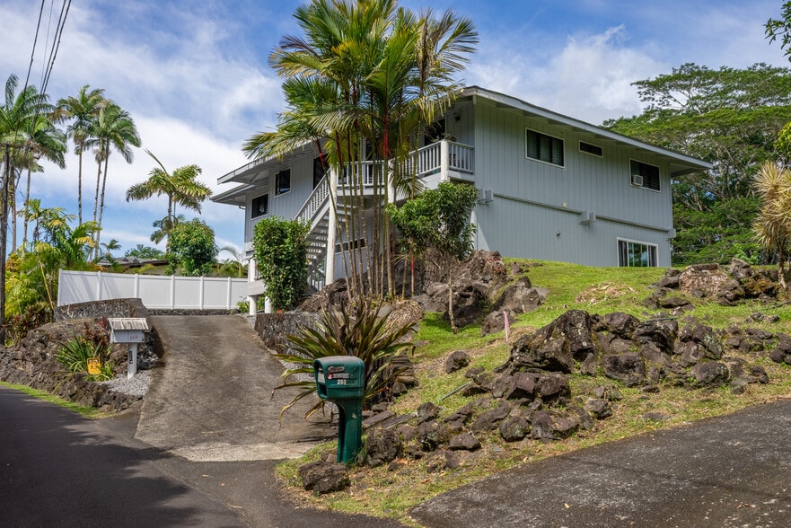 Building Photo - 260 Kaiulani St