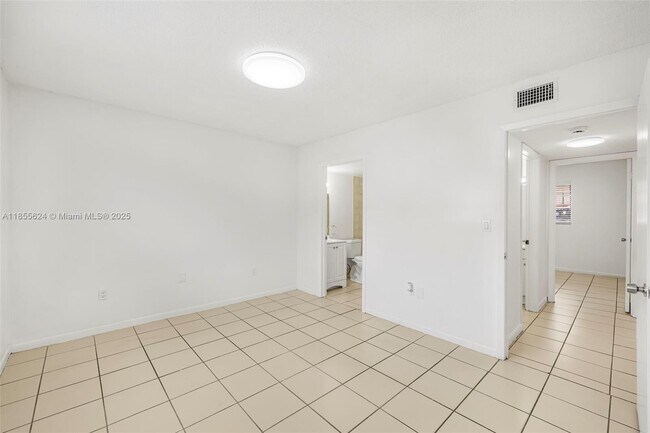 Building Photo - 6165 W 22nd Ct