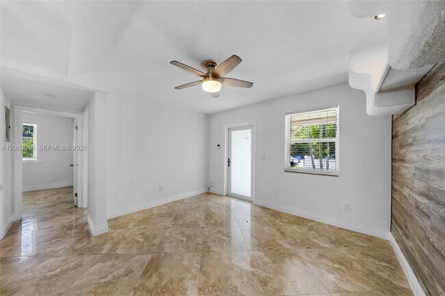 Building Photo - 1837 NE 48th Ct