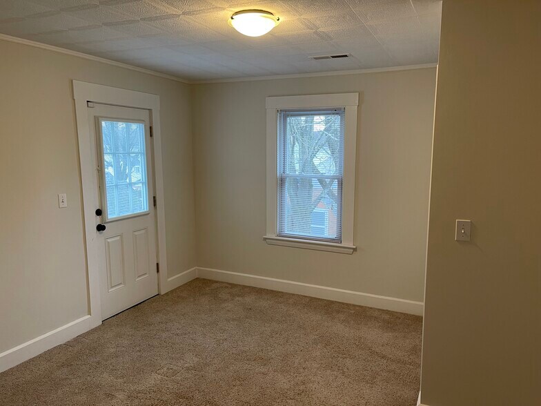 Bedroom #1 - 16 Franklin St
