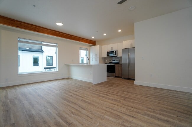 Building Photo - 4618 N Iota Ln