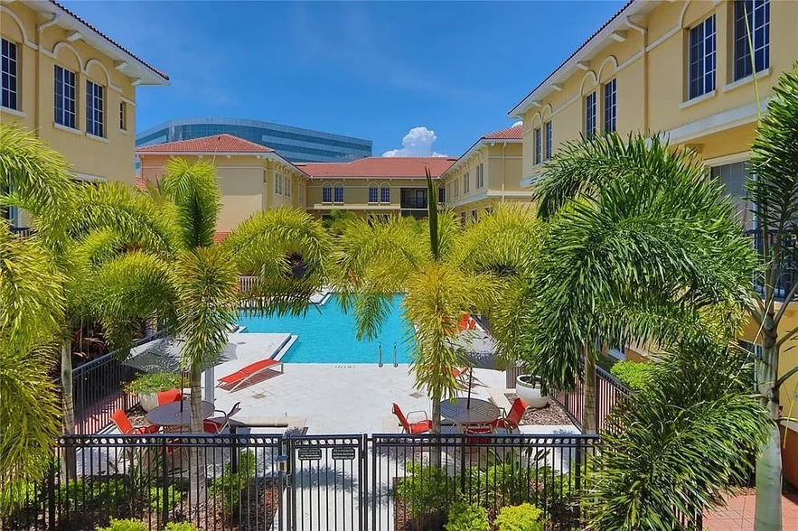 pool - 5218 Hampton Beach Pl