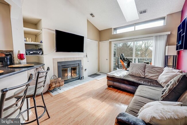 Building Photo - 11741 Summerchase Cir