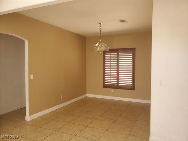 Building Photo - 7850 Delta Oak Ct